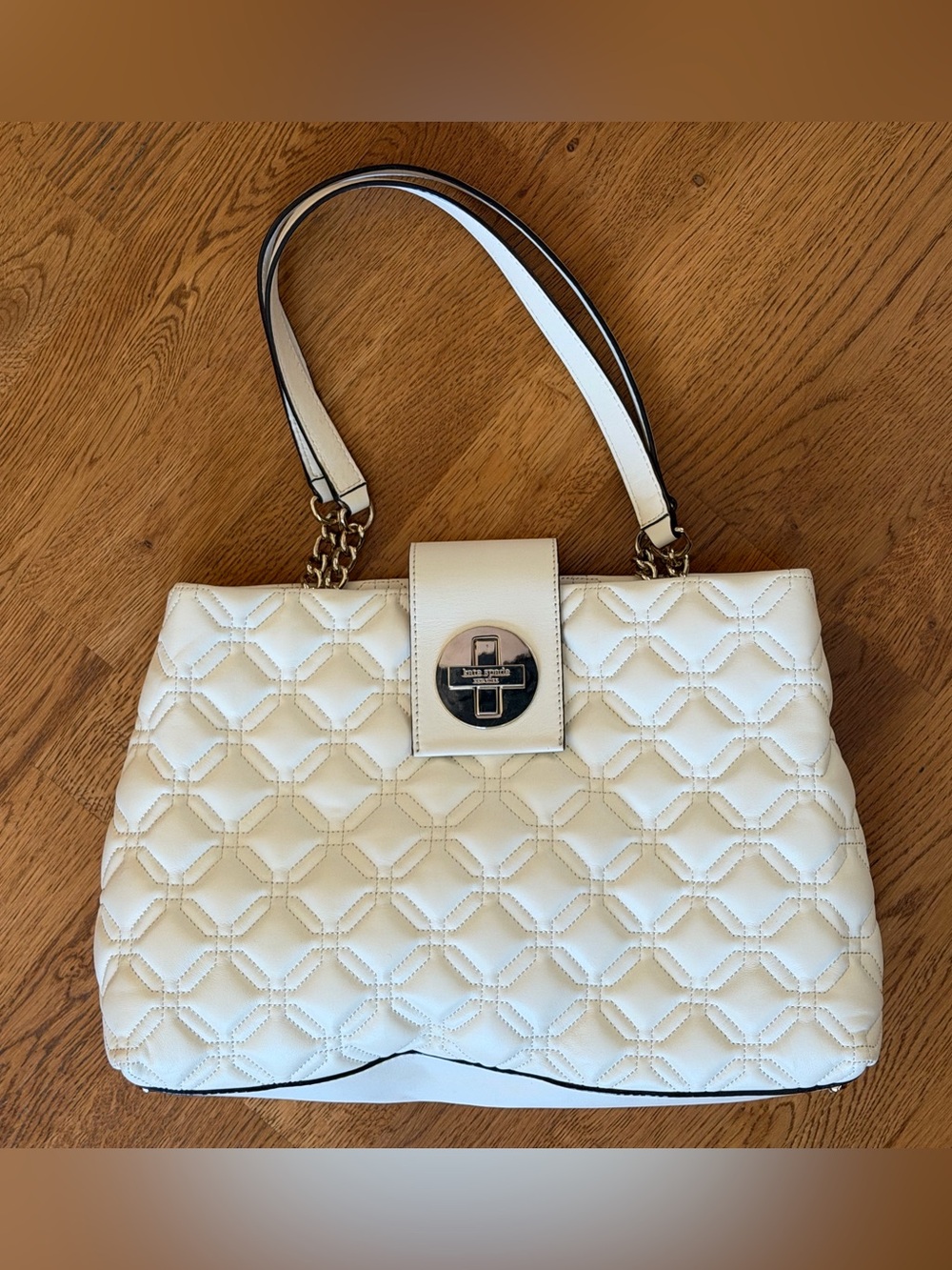 NWOT Kate Spade ♠️ Astor Court Elena Diamond Quilted Cream Leather Shoulder Bag